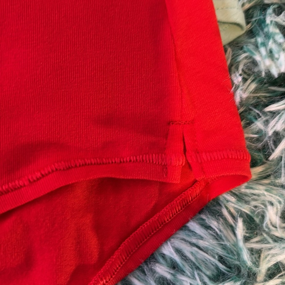 Fenty - Picture 3 of 9